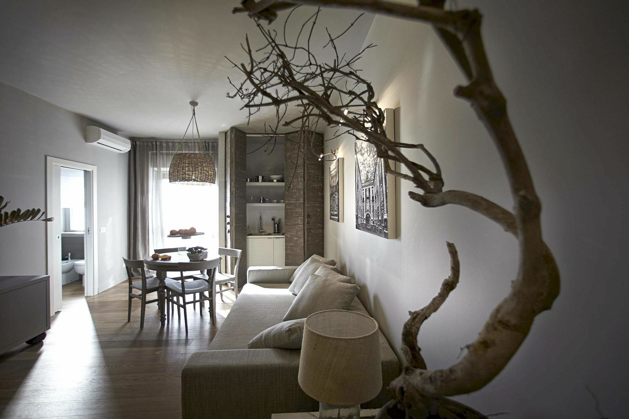 Ferrini Home - Suites คาตาเนีย ภายนอก รูปภาพ